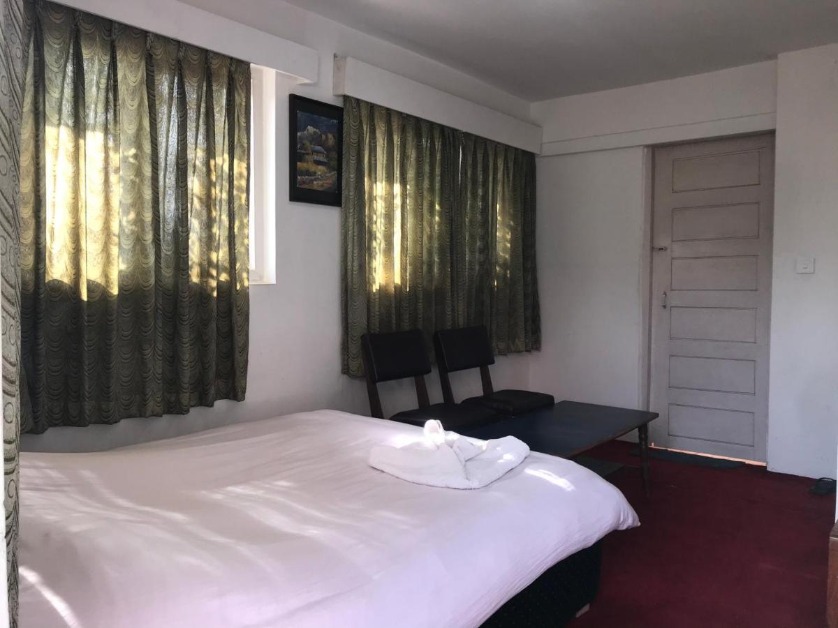 Hotel Dimond Grand Villa 카트만두 외부 사진